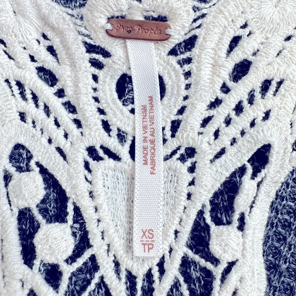 Free people ditsy floral yellow crochet detail high low tank top XS - Picture 4 of 5